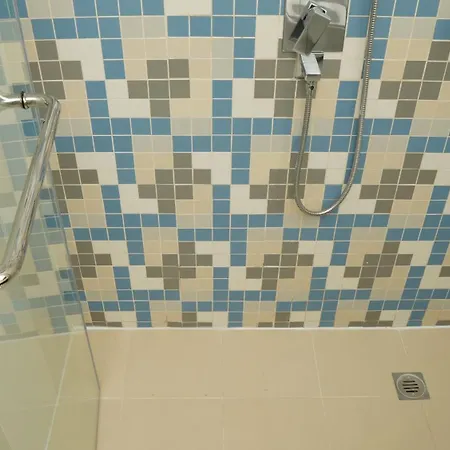 Dimorelux Dubai Esterno foto